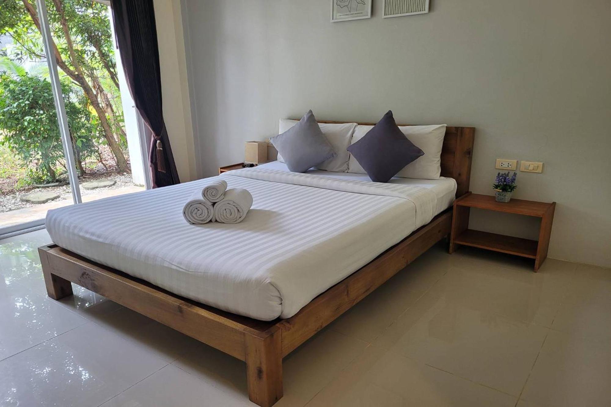 Snooze Inn Phuket - Free Shuttle To Bang Rong Pier Pa Khlok エクステリア 写真