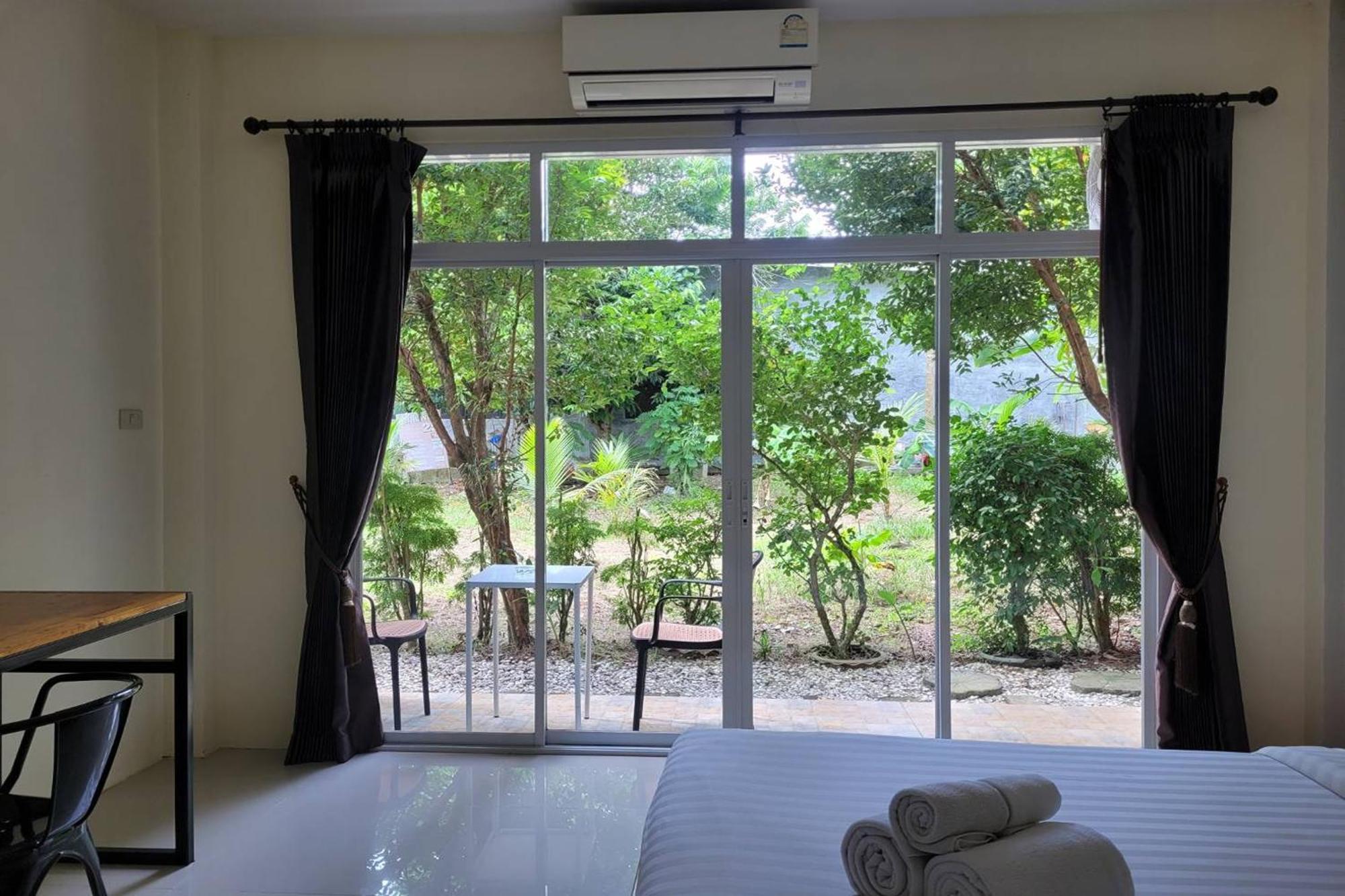Snooze Inn Phuket - Free Shuttle To Bang Rong Pier Pa Khlok エクステリア 写真